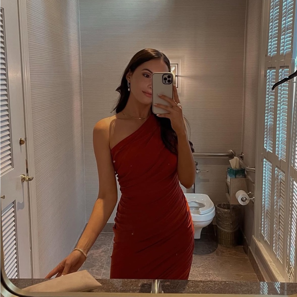 Norma Kamali Diana Gown size small